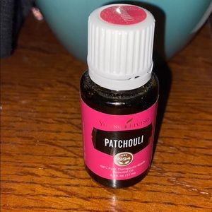 - 🌼 Young living patchouli 15 ml